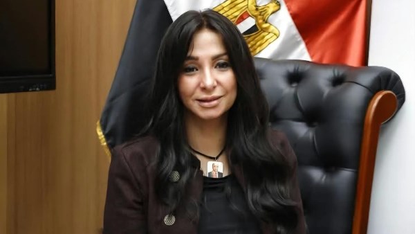 المستشارة مروة بركات