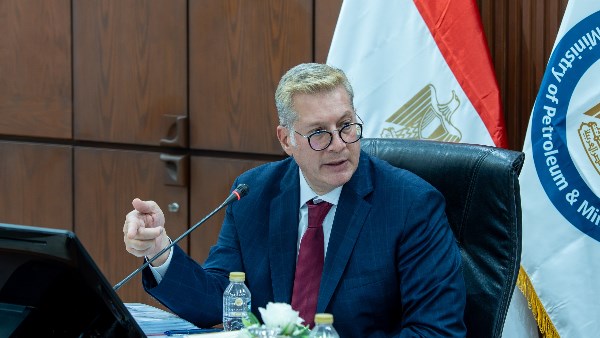 المهندس كريم بدوي وزير البترول
