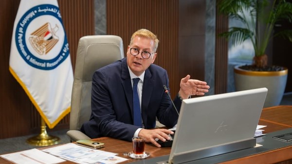 وزير البترول والثروة المعدنيه خلال الجمعية العامة لشركة جنوب الوادي القابضة