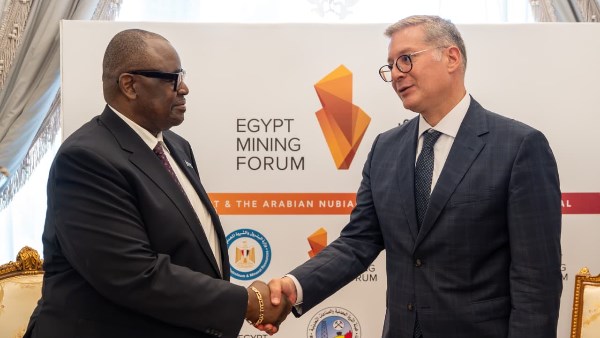 وزير البترول يبحث مع وزير المناجم بجمهورية الكونغو الديمقراطية تعزيز التعاون في التعدين وتعظيم القيمة المضافة