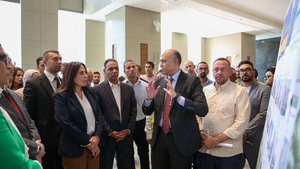 وزيرة الاسكان