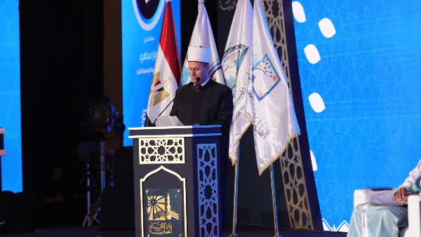 رئيس المشيخة الإسلامية بألبانيا