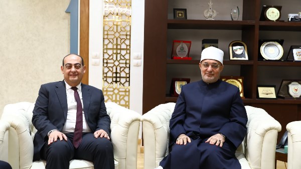 مفتي الجمهورية يستقبل مساعد وزير الخارجية للعلاقات الثقافية