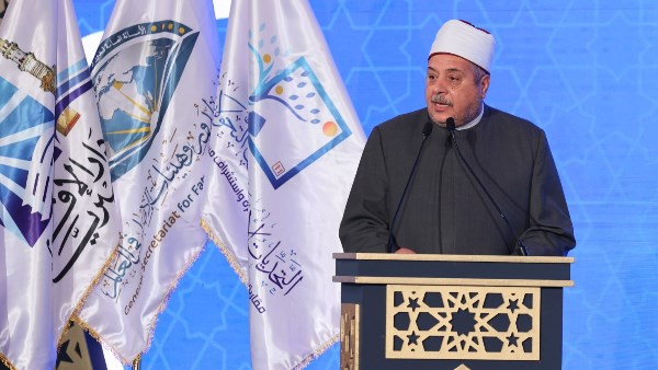 الشيخ أيمن عبد الغني 