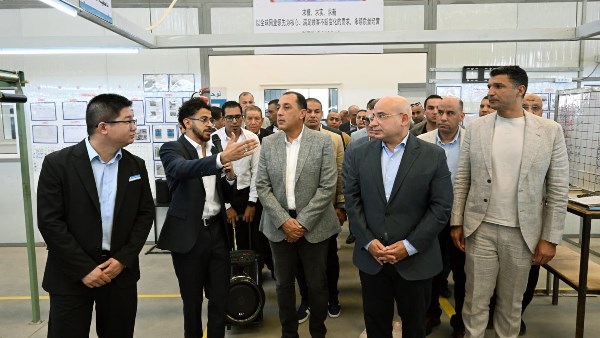 رئيس مجلس الوزراء