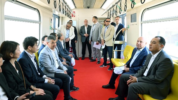 خلال الزيارة