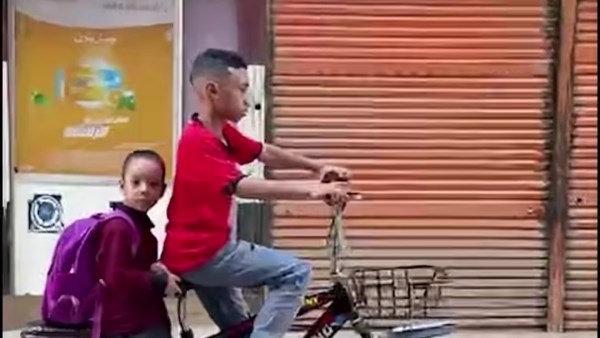 فيديو متداول 