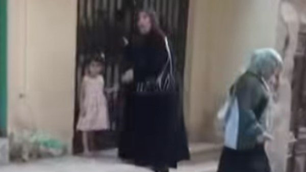 الابنه