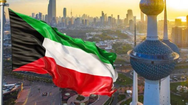 الإطفاء الكويتي: السيطرة على حريق اندلع في مجمع سكني بعداستهدافه بمسيرة الإطفاء الكويتي: السيطرة على حريق اندلع في مجمع سكني بعداستهدافه بمسيرة