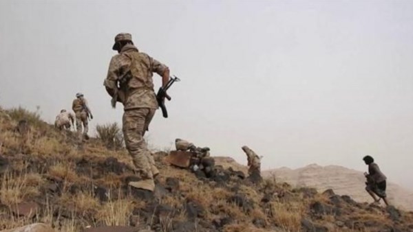 قتلى وجرحى في هجوم حوثي على رأس العارة بلحج