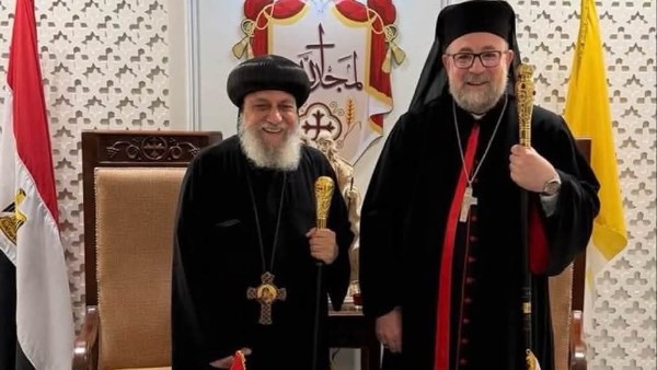 الأنبا مرقس يستقبل مطران القوصية للأقباط الأرثوذكس