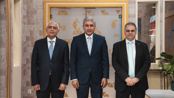 وزير السياحة والآثار يفتتح الجناح المصري المُشارك في معرض IFTM Top Resa 2026
