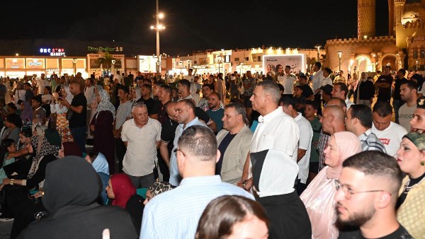 المحافظ خلال الجولة 