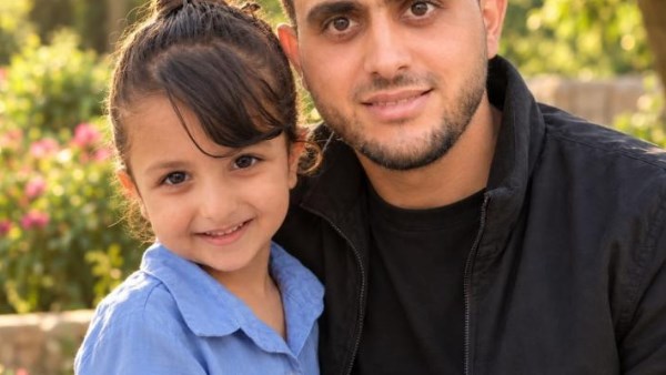 الطفلة الشهيدة وفاء ووالدها