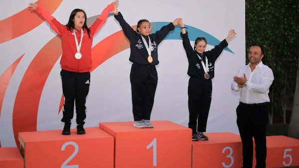 تتويج أبطال الجمباز 