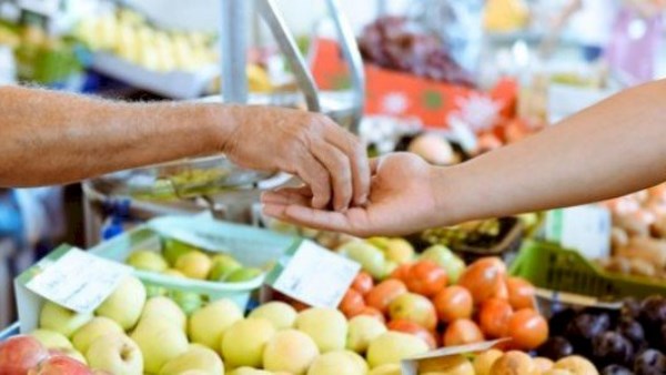  الصلاة على النبي عند البيع والشراء