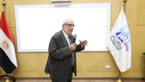محاضرات اليوم الثاني من دورة "الفلك الشرعي" بدار الإفتاء