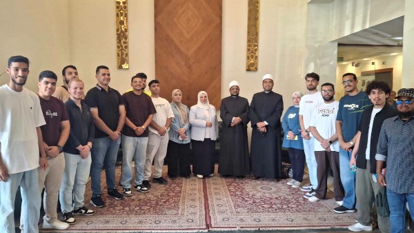 بعد تكريمهم بجوائز بلغت ٥٥٠ ألف جنيه..البحوث الإسلاميَّة في جولة ميدانية للأماكن التاريخية والأثرية بالقاهرة للفائزين في الموسم الثالث من م