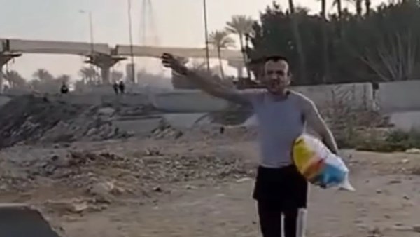 لحظة هروب أحد نزلاء المصحة