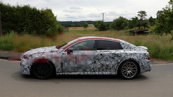 مرسيدس C63 الكهربائية