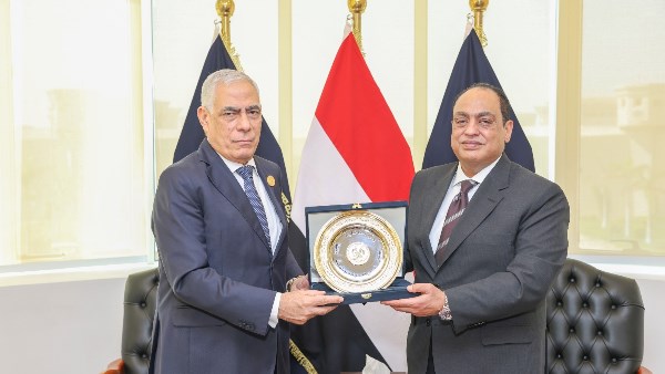 الزيارة