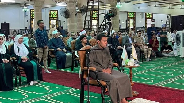 محافظ البحيرة