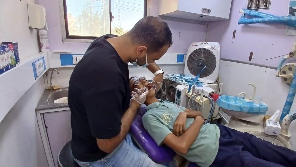 محافظ البحيرة