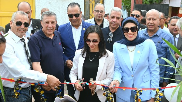 محافظ البحيرة
