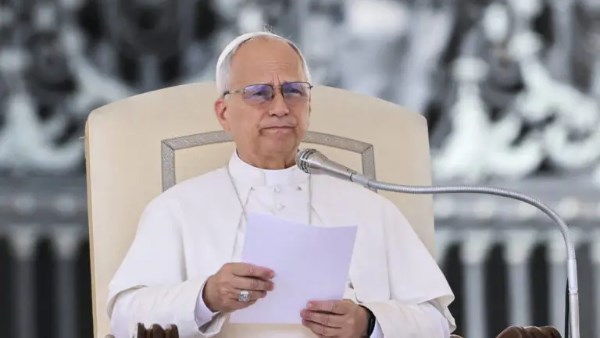 بابا الفاتيكان يناشد من أجل السلام في أوكرانيا: آمل أن تثمر المفاوضات لتمهيد المجال للحوار
