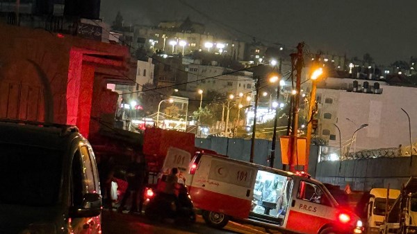 إصابة 3 فلسطينيين في غارة للاحتلال الإسرائيلي على حي التفاح بمدينة غزة إصابة 3 فلسطينيين في غارة للاحتلال الإسرائيلي على حي التفاح بمدينة غزة