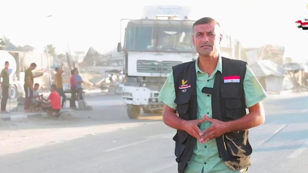 متحدث اللجنة المصرية في غزة: الطرود الغذائية رسالة مصرية تدل على الانتماء الصادق للقضية الفلسطينية