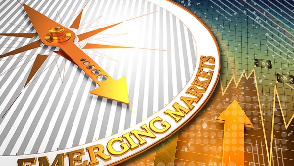 البنوك الأمريكية الكبرى ترفع سعر الإقراض الأساسي إلى 7% بعد زيادة الفائدة