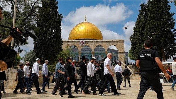 "مجلس الإفتاء الفلسطيني" يدين تدنيس رحاب المسجد الأقصى المبارك
