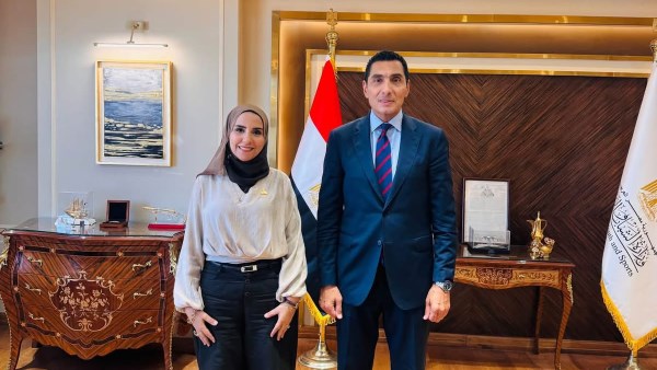 ولاء هرماس ووزير الرياضة