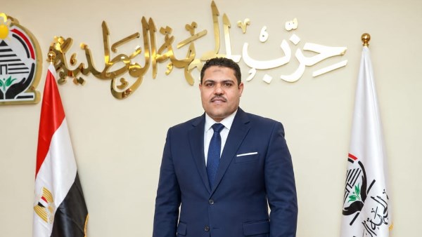 الدكتور أحمد فتحي القديم