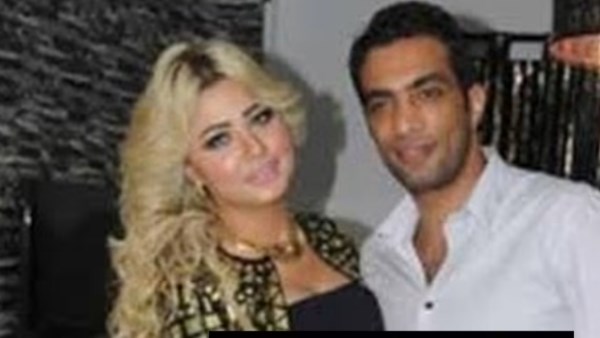 شادي محمد وزوجته