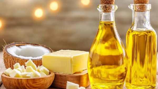 زيت الزيتون أم الزبدة؟.. تعرف على الأفضل لخفض الكوليسترول وحماية القلب