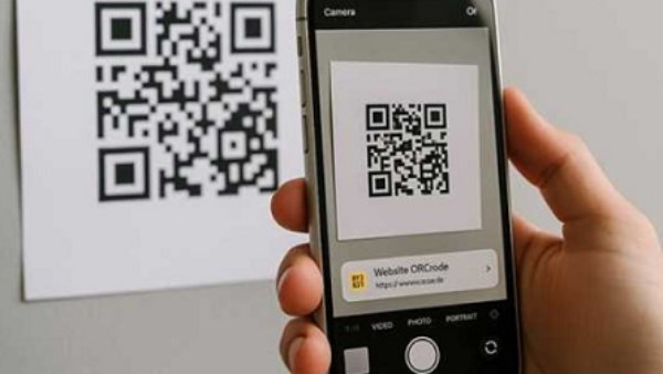 احذر قبل مسحها.. رموز QR في المطاعم والمتاجر قد تكون فخًا لسرقة بياناتك