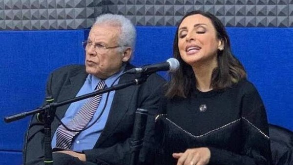 أنغام ووالدها محمد علي سليمان 