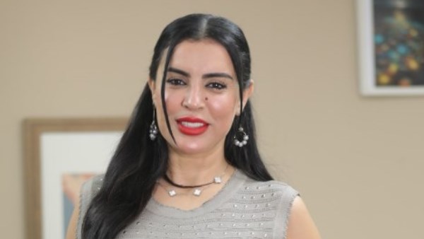 الفنانة إيمان يوسف