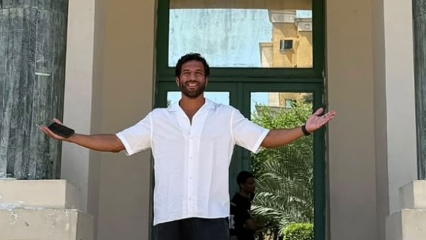 حسن الرداد يستعيد ذكرياته في اكاديميه الفنون 