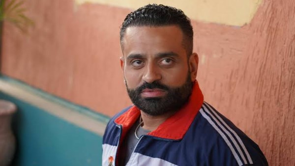 الفنان عمر السعيد 
