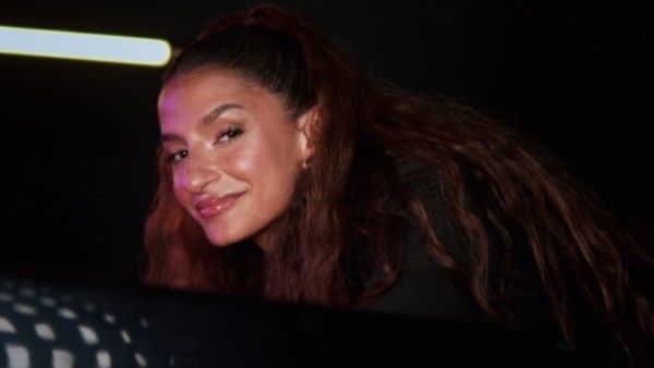 الفنانة أميرة أديب 