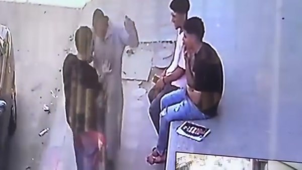 حبس 3 شباب 4 أيام على ذمة التحقيقات بتهمة التعدي على مسن في الفيوم