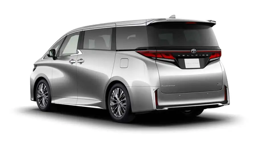 toyota-vellfire-phev_798_124719.jpg