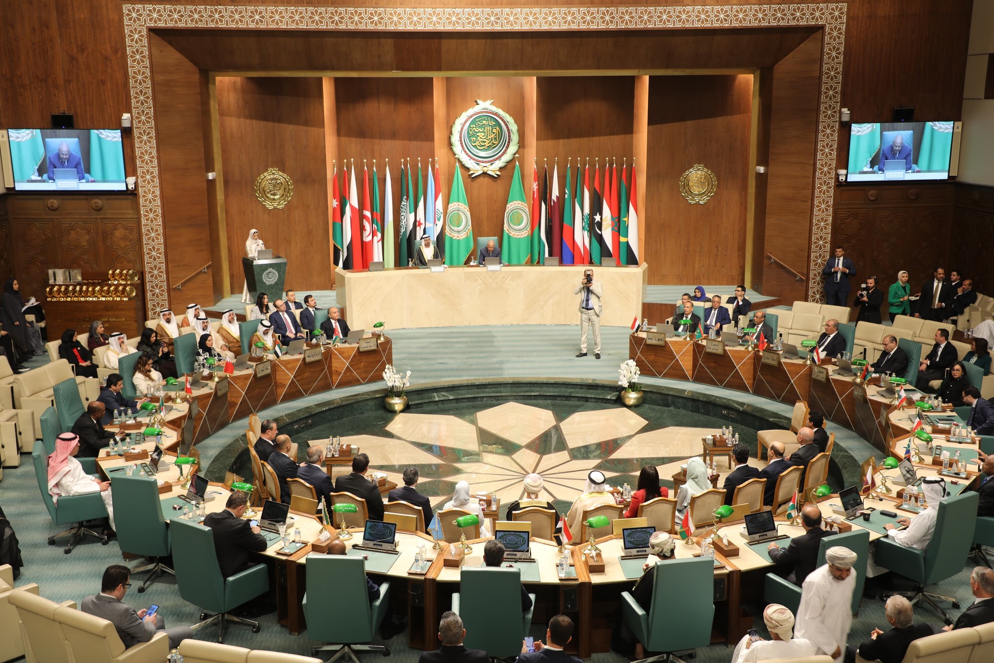 حفل توزيع جوائز التميز الحكومي العربي بحضور وزير الشباب والرياضة الدكتور أشرف صبحي 4 2025%5C12%5C4%5C594410961 1312451094 1819 041547