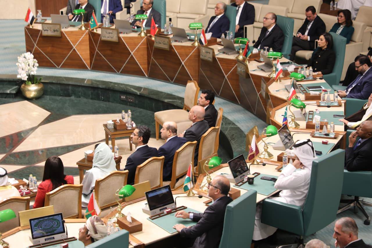 حفل توزيع جوائز التميز الحكومي العربي بحضور وزير الشباب والرياضة الدكتور أشرف صبحي 3 2025%5C12%5C4%5C594524017 1312450974 1819 041528