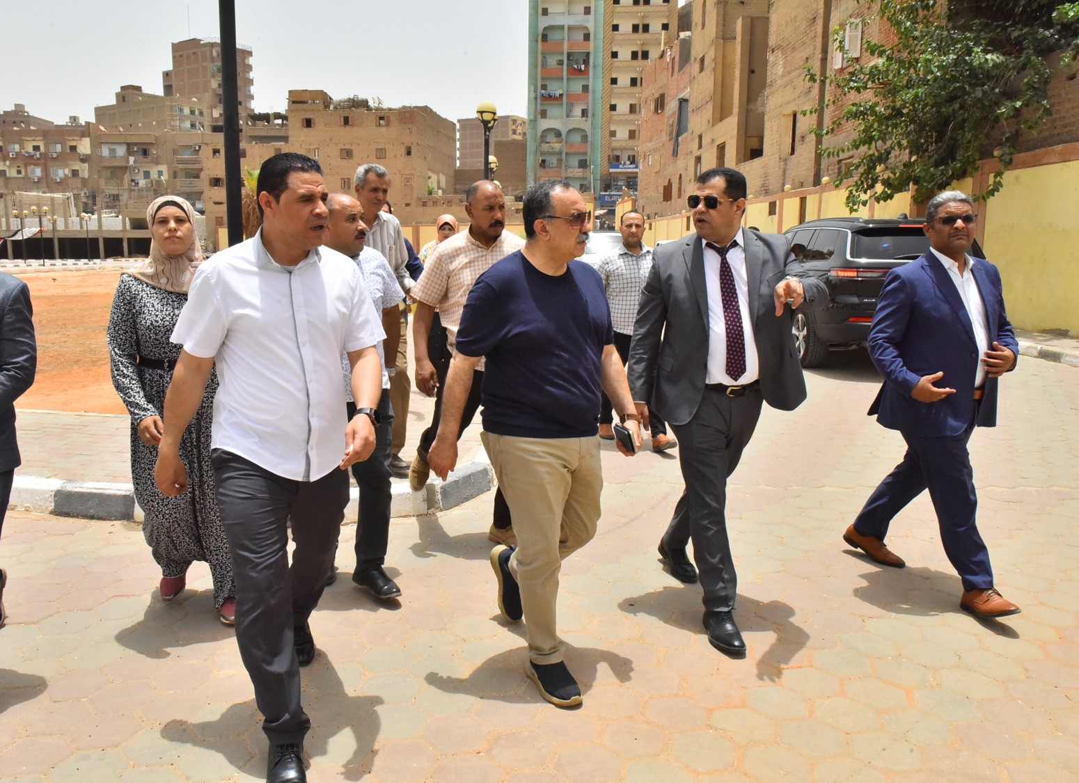 محافظ أسيوط يتابع تطوير مركز شباب منفلوط.. حمام سباحة جديد ومساحات واعدة للشباب 2 2025%5C7%5C6%5C1000350397 694 091717