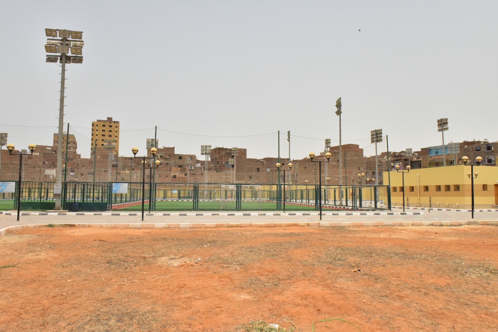 محافظ أسيوط يتابع تطوير مركز شباب منفلوط.. حمام سباحة جديد ومساحات واعدة للشباب 10 2025%5C7%5C6%5C1000350400 694 091716
