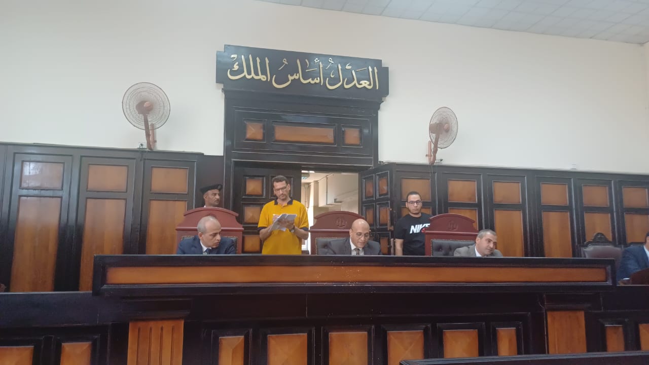 قرار عاجل من محاكمة متهمين بإنهاء حياة مساعد وزير الداخلية وزوجته في أسيوط 3 2025%5C7%5C9%5C7Ad9709B 94A6 401C B 694 024049